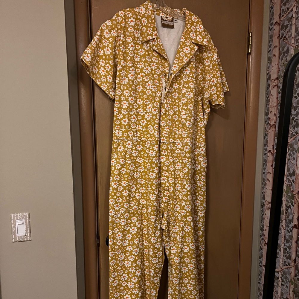 Big Bud Press Laisy Daisy Short Sleeve Jumpsuit